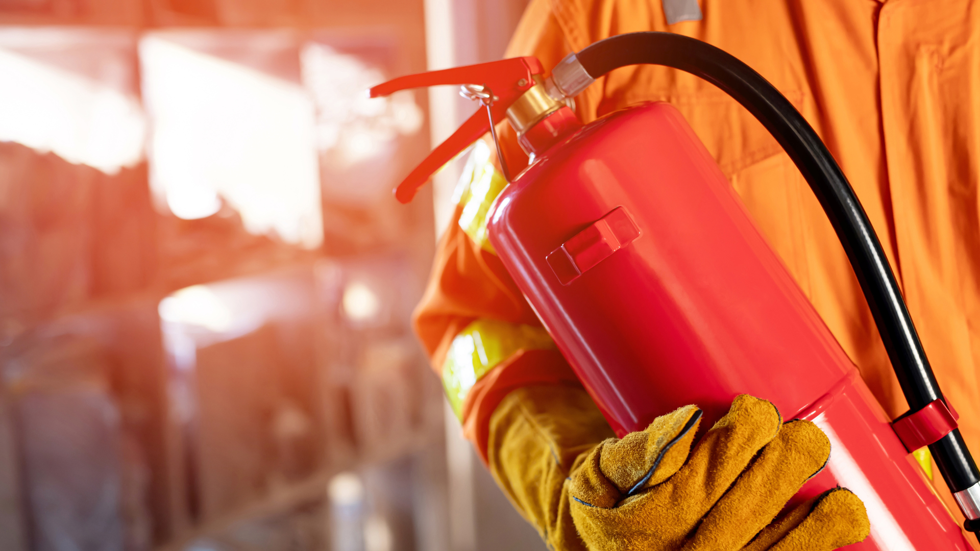 O Que Fazer em Caso de Incêndio na Empresa